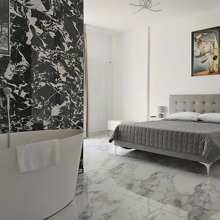 Marini