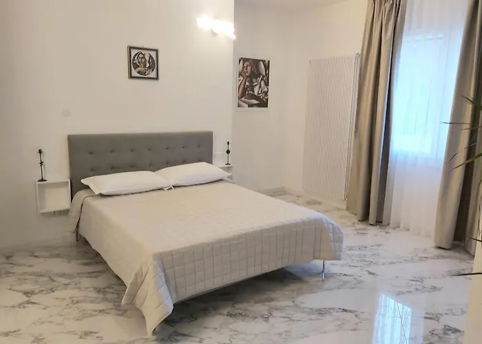 Ξενοδοχείο με διαμερίσματα Marini